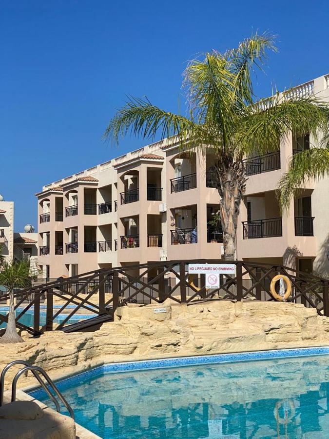 Royal Seacrest Residence Paphos Luaran gambar