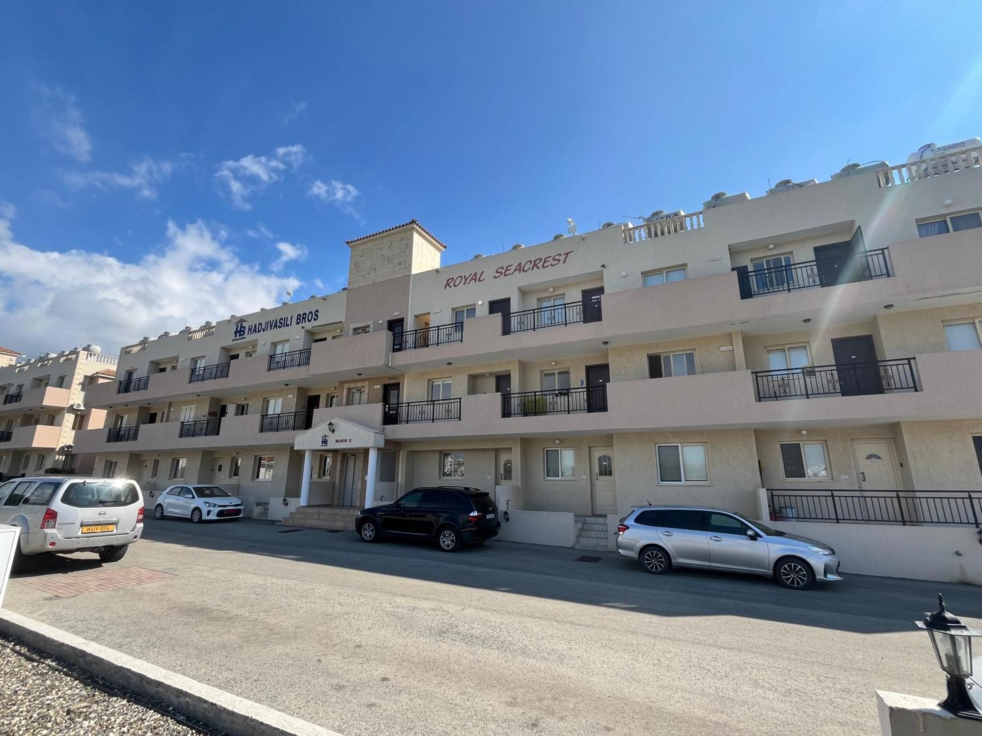 Royal Seacrest Residence Paphos Luaran gambar